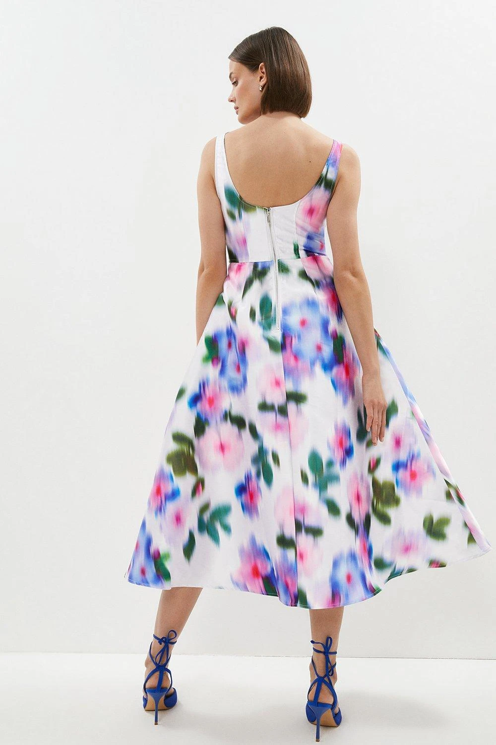 Coast Printed Fitted Bodice Full Midi Dress 3 Coast Printed Fitted Bodice Full Midi Dress - Image 3