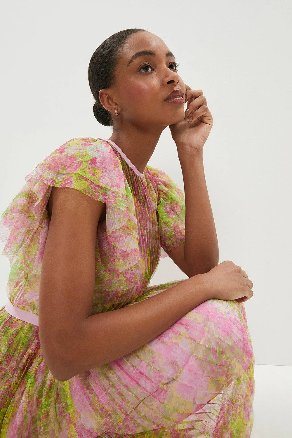 Coast Printed Frill Sleeve Pleated Mesh Midi Dress 2 Coast Printed Frill Sleeve Pleated Mesh Midi Dress - Image 2